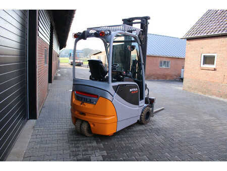 Chariots électriques à 4 roues 2018  Still RX20 18 heftruck elektrische triplex sideshift lepelverstelling (4)