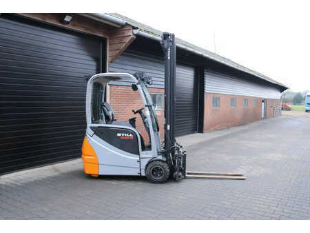 Elektryczne 3-kołowe 2018  Still RX20 18 heftruck elektrische triplex sideshift lepelverstelling (1)