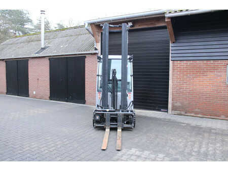 Elektryczne 3-kołowe 2018  Still RX20 18 heftruck elektrische triplex sideshift lepelverstelling (8)