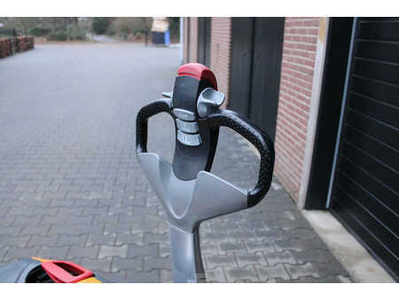 Transpalettes éléctriques 2019  Still exu18 palletwagen elektrische bj 2019 (7)