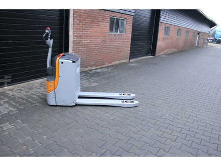 Transpalettes éléctriques 2019  Still exu18 palletwagen elektrische bj 2019 (1)