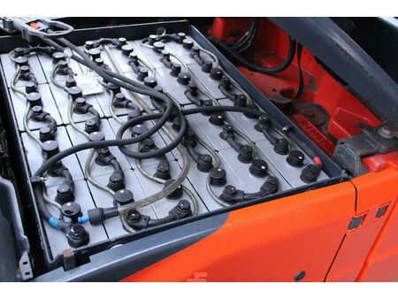 Carrelli elettrici 3 ruote 2018  Linde E16 heftruck elektrische triplex lepelverstelling sideshift (10)