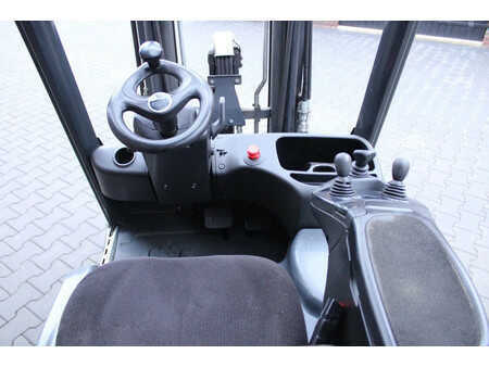 Carrelli elettrici 3 ruote 2018  Linde E16 heftruck elektrische triplex lepelverstelling sideshift (12)