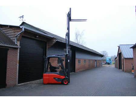 Carrelli elettrici 3 ruote 2019  Linde E16 heftruck elektrische triplex sideshift lepelverstelling (7)