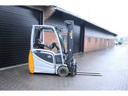 Elektromos 3 kerekű 2018  Still RX20 16 heftruck elektrische triplex lepelverstelling sideshift (1)