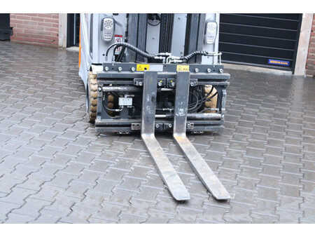 Elektromos 3 kerekű 2018  Still RX20 16 heftruck elektrische triplex lepelverstelling sideshift (8)