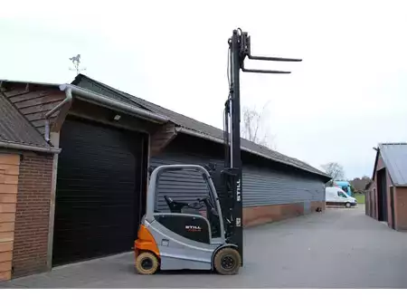 Eléctrica de 4 ruedas 2018  Still RX60 25 heftruck elektrische triplex lepelversteling sidesift (11)