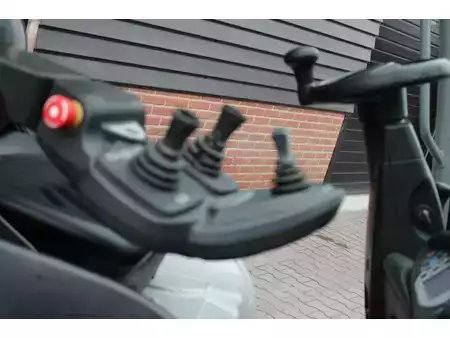 Eléctrica de 4 ruedas 2018  Still RX60 25 heftruck elektrische triplex lepelversteling sidesift (15)