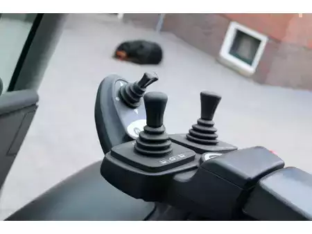 Elektrisk- 4 hjul 2014  Still RX20 20 heftruck elektrische triplex lepelverstelling sideshift (16)