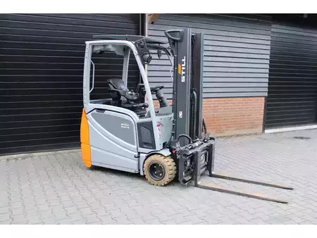 Chariots électriques à 3 roues 2020  Still RX20 16 heftruck elektrische triplex lepelverstelling sideshift (6)