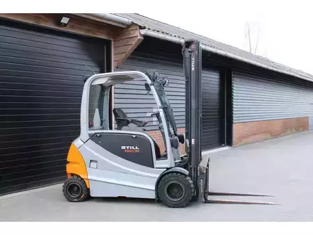 Chariots électriques à 4 roues 2013  Still RX60 35 heftruck elektrische triplex lepelversteling sidesift (1)