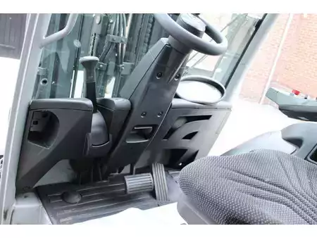 Chariots électriques à 4 roues 2013  Still RX60 35 heftruck elektrische triplex lepelversteling sidesift (14)