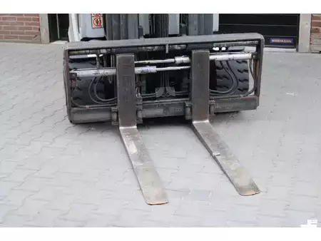 Chariots électriques à 4 roues 2013  Still RX60 35 heftruck elektrische triplex lepelversteling sidesift (6)