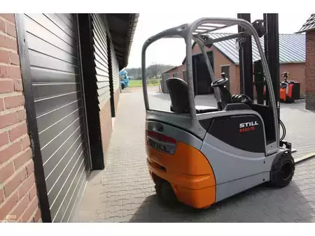 Chariots électriques à 3 roues 2013  Still RX20 15 heftruck elektrische triplex sideshift (10)