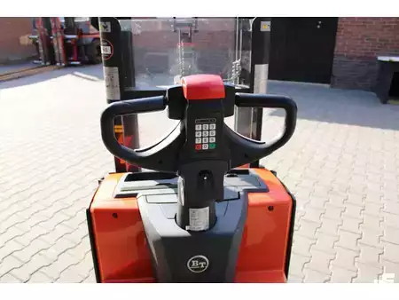 Pallet Stackers 2014  BT toyota swe200d stapelaar elektrische (10)