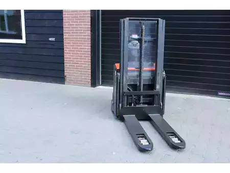 Pallet Stackers 2020  BT toyota swe200d stapelaar elektrische bj 2020 (5)