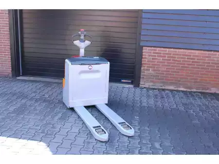 Nízkozdvižný vozík 2015  Still exu20 palletwagen elektrische 506 uur (6)