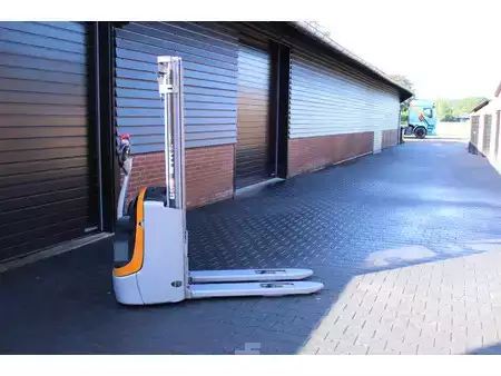 Stacker pedestre 2021  Still exv12 stapelaar elektrische bj 2021 (1)