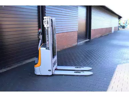 Stacker pedestre 2020  Still exv12 stapelaar elektrische bj 2020 (4)