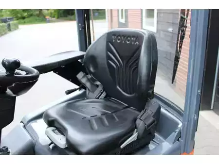 Sähkö - 3 pyör 2020  Toyota 7FBEST10 heftruck elektrische triplex sidesift (12)