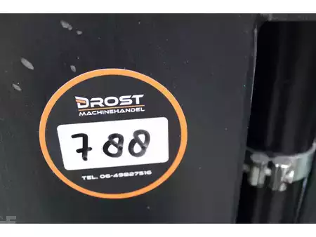 Eléctrico - 4 rodas 2014  Toyota 8FBET20 heftruck elektrische triplex sideshift (3)