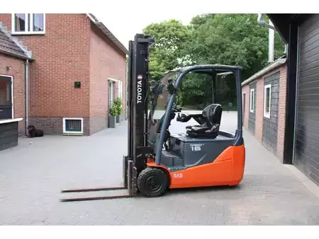 Eléctrico - 3 rodas 2017  Toyota 8FBET16T heftruck elektrische triplex 6962 uur sideshift (2)