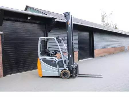 Sähkö - 3 pyör 2018  Still RX20 18 heftruck elektrische triplex sideshift lepelverstelling (1)