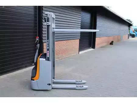 Stacker pedestre 2018  Still exv12 stapelaar elektrische freelift bj 2018 (7)