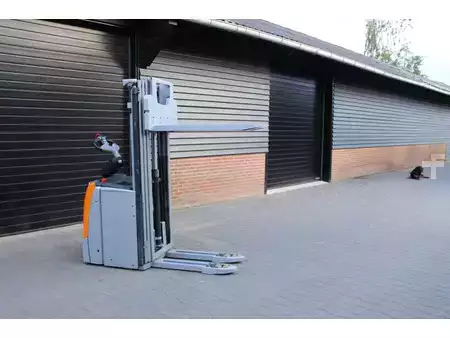Stapelaars 2019  Still exv-sf20i stapelaar elektrische triplex pompwagen functie (11)