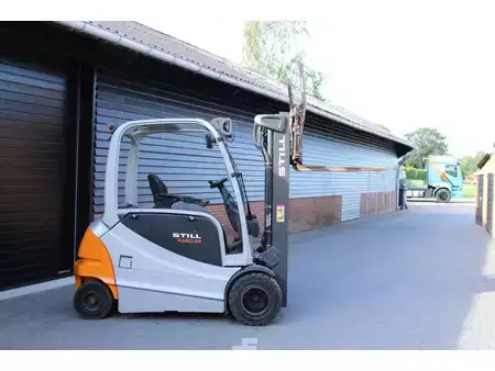 Eléctrico - 4 rodas 2014  Still RX60 35 heftruck elektrische triplex lepelverstelling sideshift (9)