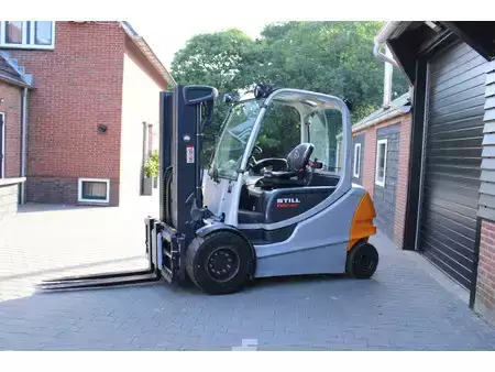 Eléctrico - 4 rodas 2010  Still RX60 40 heftruck elektrische triplex lepelversteling sidesift (2)
