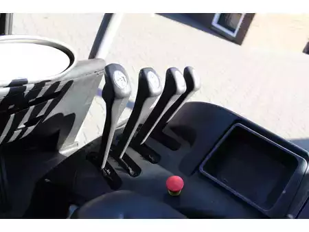 Sähkö - 4 pyör 2015  Still RX20 18 heftruck elektrische triplex sideshift (15)