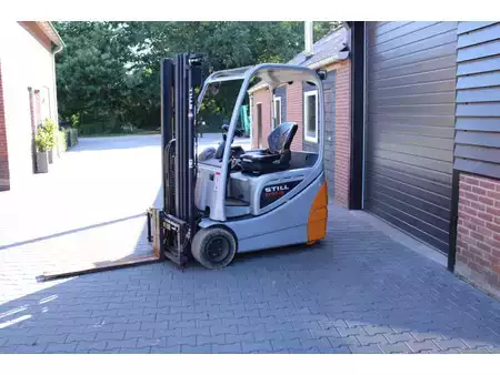 Sähkö - 4 pyör 2015  Still RX20 18 heftruck elektrische triplex sideshift (2)
