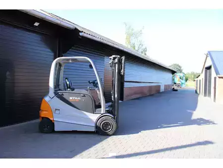 4-wiel elektrische heftrucks 2010  Still RX60 30 heftruck elektrische triplex sideshift (11)