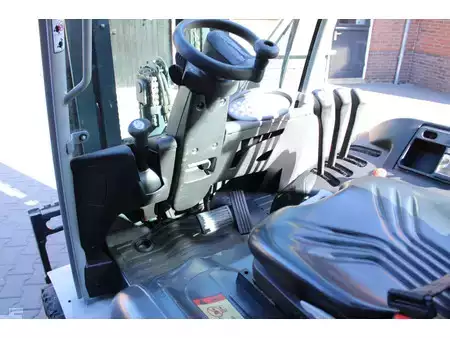4-wiel elektrische heftrucks 2010  Still RX60 30 heftruck elektrische triplex sideshift (14)