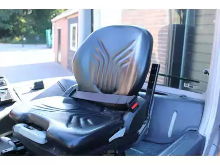 4-wiel elektrische heftrucks 2010  Still RX60 30 heftruck elektrische triplex sideshift (15)