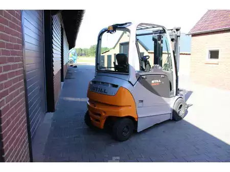 4-wiel elektrische heftrucks 2010  Still RX60 30 heftruck elektrische triplex sideshift (6)