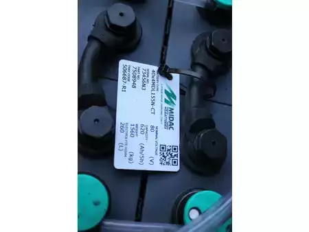 Sähkö - 4 pyör 2017  Toyota 8FBMKT25 heftruck elektrische triplex sidesift accubj2022 (18)