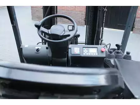 Sähkö - 4 pyör 2017  Toyota 8FBMKT25 heftruck elektrische triplex sidesift 4888 uur (15)