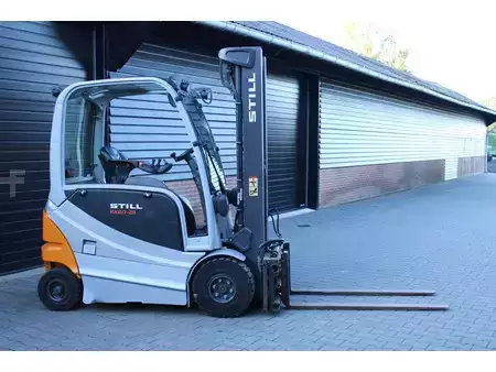 Electric - 4 wheels 2017  Still RX60 25 heftruck elektrische triplex sideshift lepelversteling (1)
