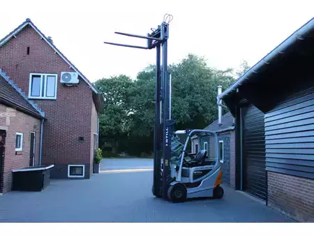 Electric - 4 wheels 2017  Still RX60 25 heftruck elektrische triplex sideshift lepelversteling (12)