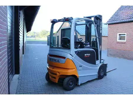 Electric - 4 wheels 2017  Still RX60 25 heftruck elektrische triplex sideshift lepelversteling (8)