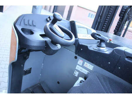 Chariots à mât rétractable 2017  Still FM-X12 reachtruck elektrische triplex sideshift freelift (10)