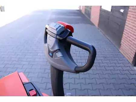 Pinontavaunu 2016  BT SWE120 stapelaar elektrische met 1272 uur (9)