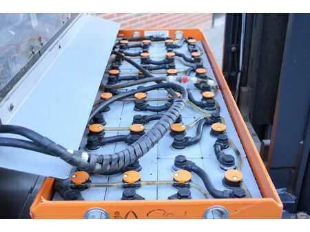 Chariots à mât rétractable 2016  Still FM-X14 reachtruck elektrische triplex sideshift freelift (9)