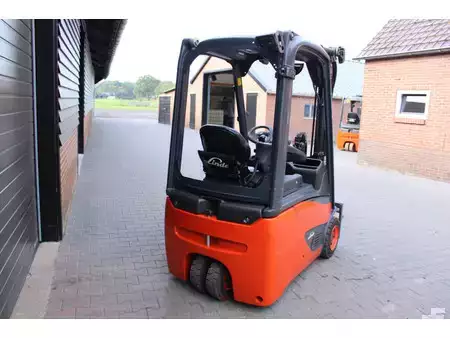 Elektrisk- 3 hjul 2019  Linde E15 heftruck elektrische triplex sideshift (5)
