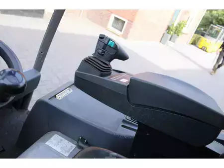 Elektryczne 3-kołowe 2020  Jungheinrich EFG216 heftruck elektrische freelift triplex sideshift (11)