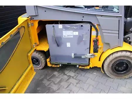Chariots électriques à 4 roues 2017  Jungheinrich EFG425ks heftruck elektrische triplex lepelversteling sideshift (12)