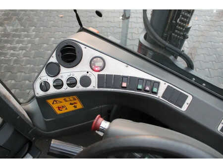 Carrelli elettrici 4 ruote 2006  Kalmar ECE-55-6 heftruck elektrische freelift lepelverstelling (12)