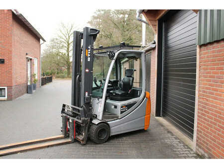 Elektro 4 Rad 2019  Still rx20 18 heftruck elektrische triplex sideshift lepelverstelling (5)